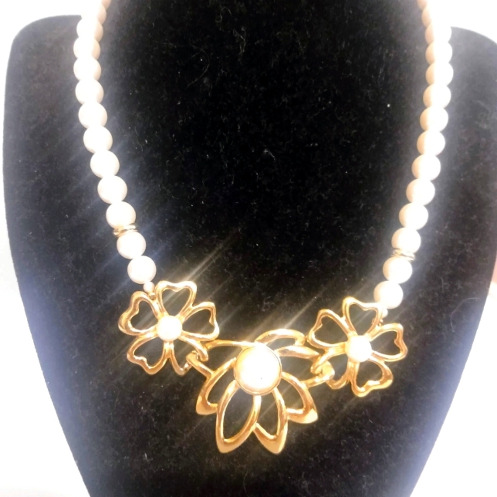 Vintage necklace,  by Marvella